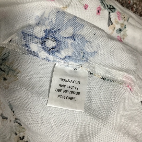 OneHart flutter sleeve floral white dress - Picture 7 of 8